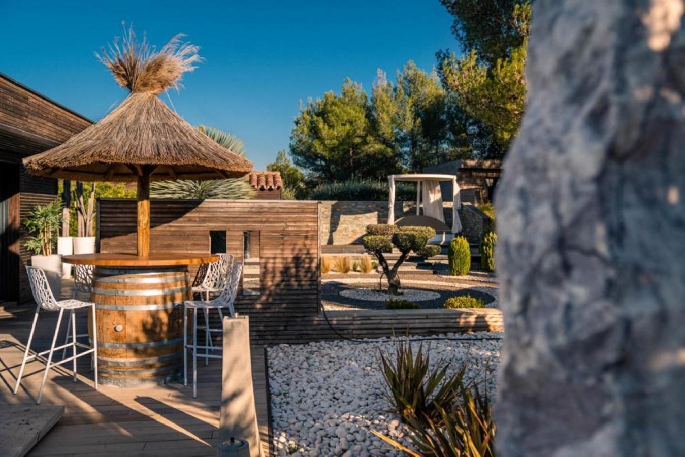 Mas Des Cigales Bed and Breakfast Orgon Eksteriør billede