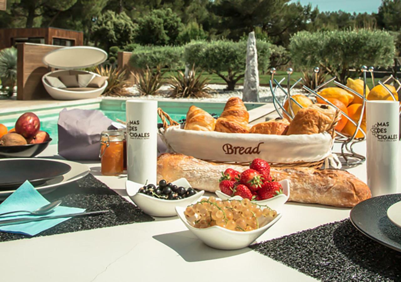 Mas Des Cigales Bed and Breakfast Orgon Eksteriør billede