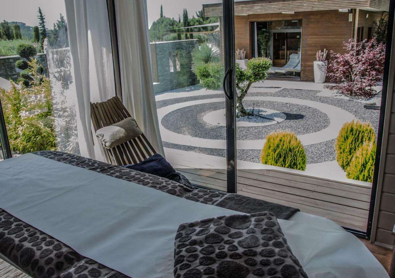 Mas Des Cigales Bed and Breakfast Orgon Eksteriør billede